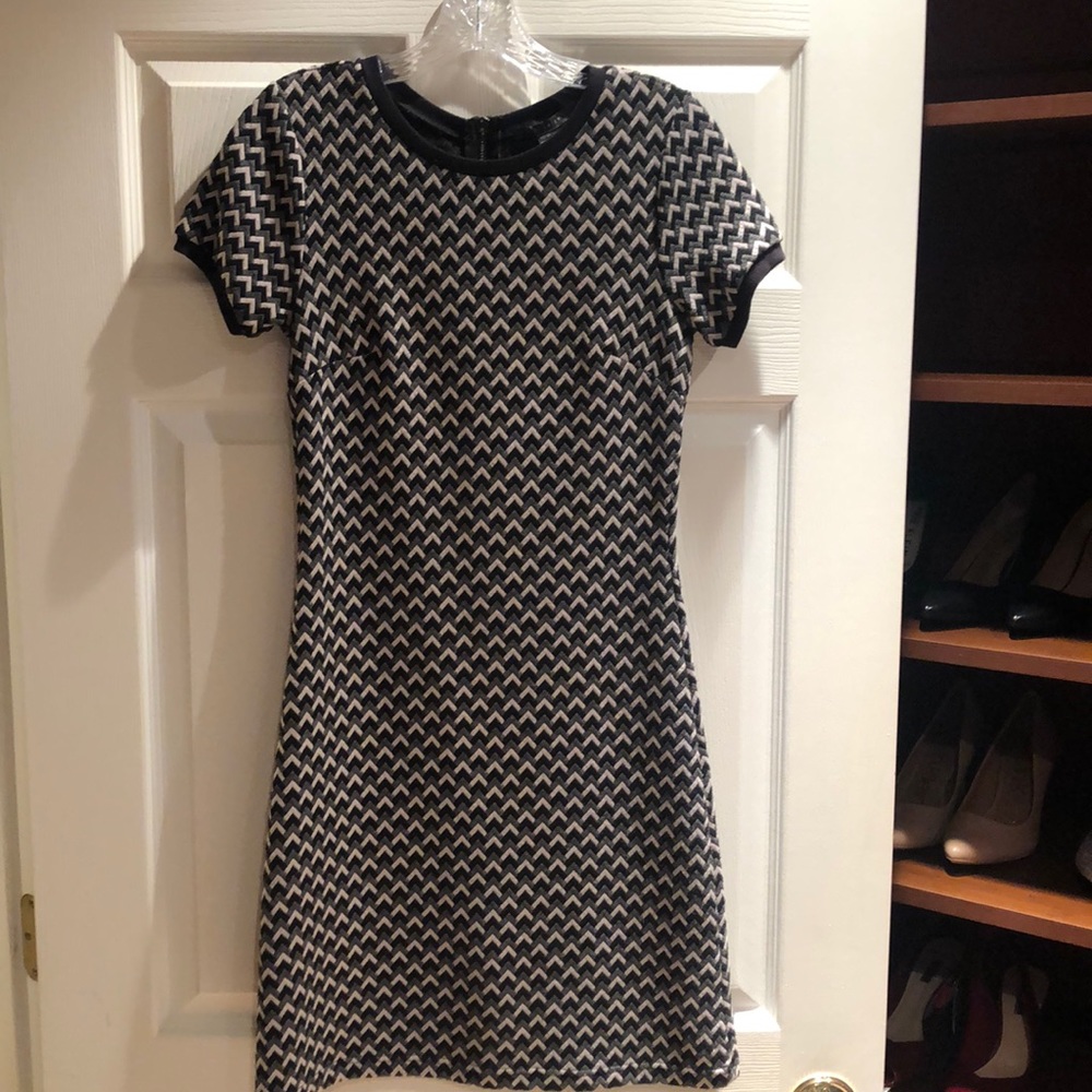 SUZY SHIER black and white patterned dress